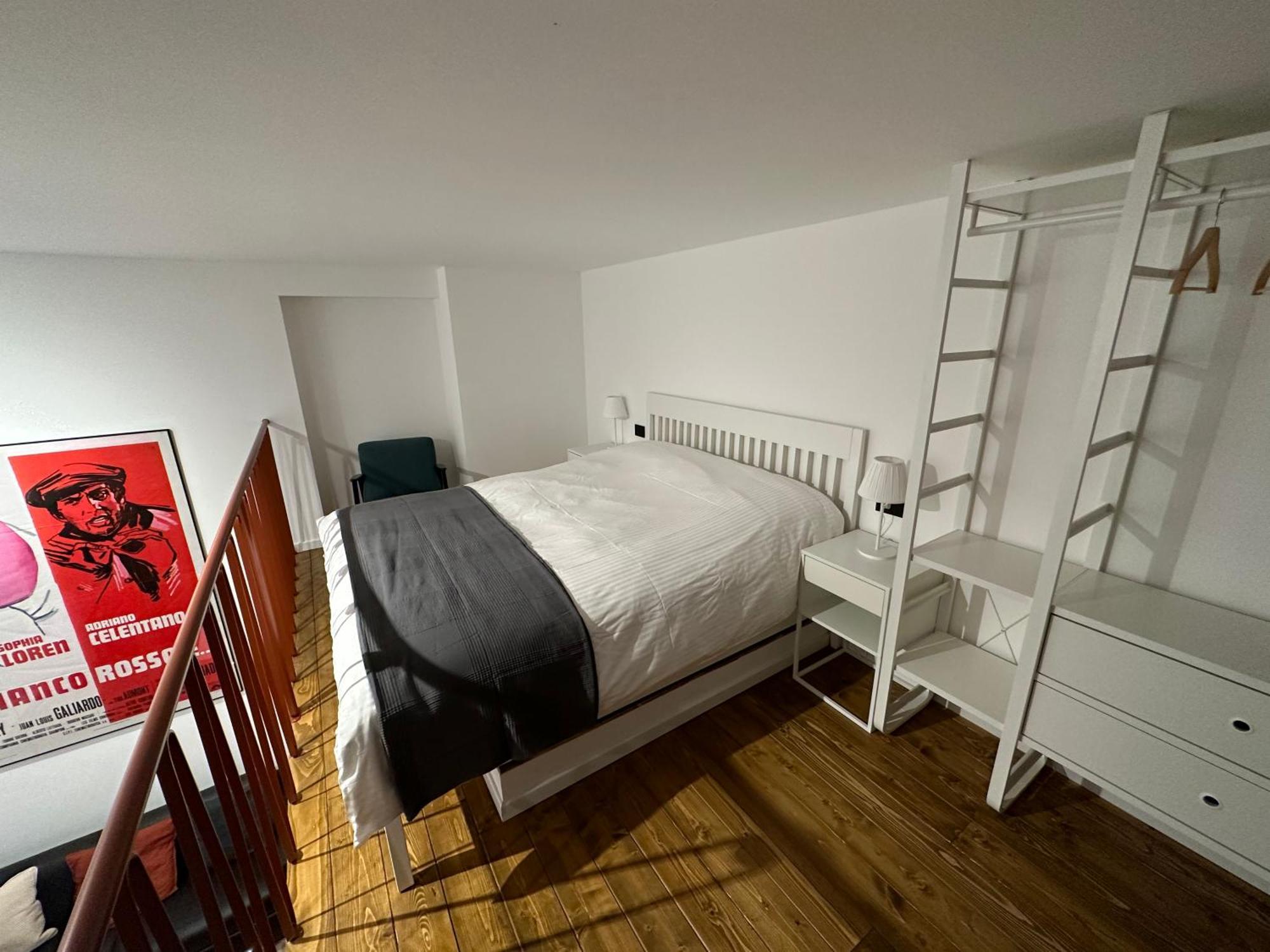 Flavors Of Milan, A Stylish Mini Loft Milano