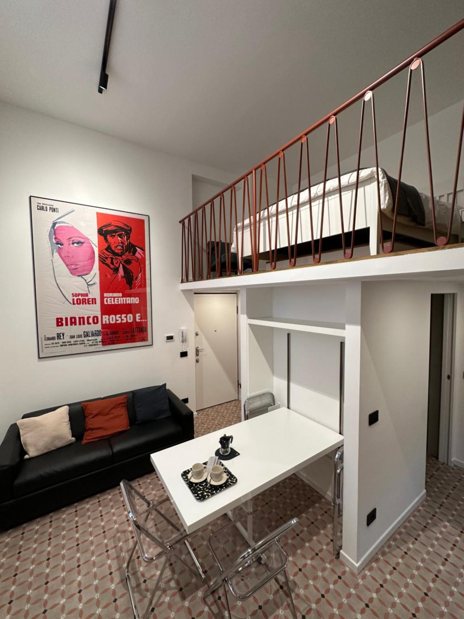 Flavors Of Milan, A Stylish Mini Loft * Milano